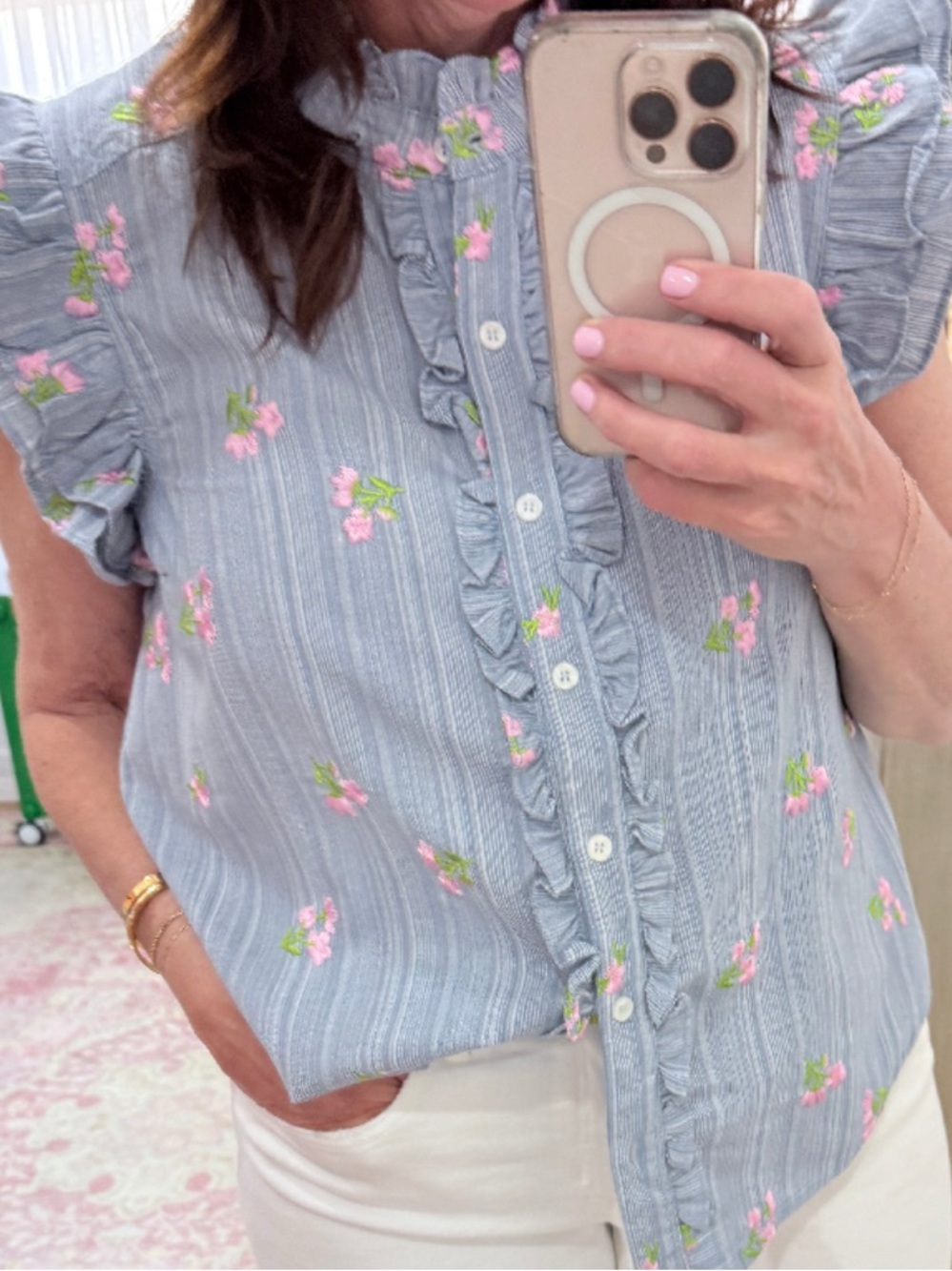 NWT EASEL EMBROIDERED TOP